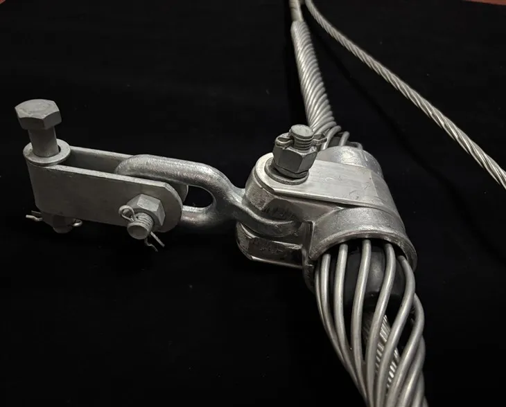 OPGW Suspension Clamp 120KN OPGW Suspension Clamp 120KN